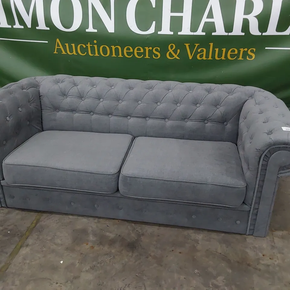 DESIGNER CHESTERFIELD THREE SEATER SOFA GREY FABRIC 