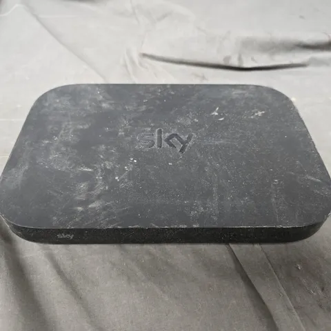 SKY TV BOX