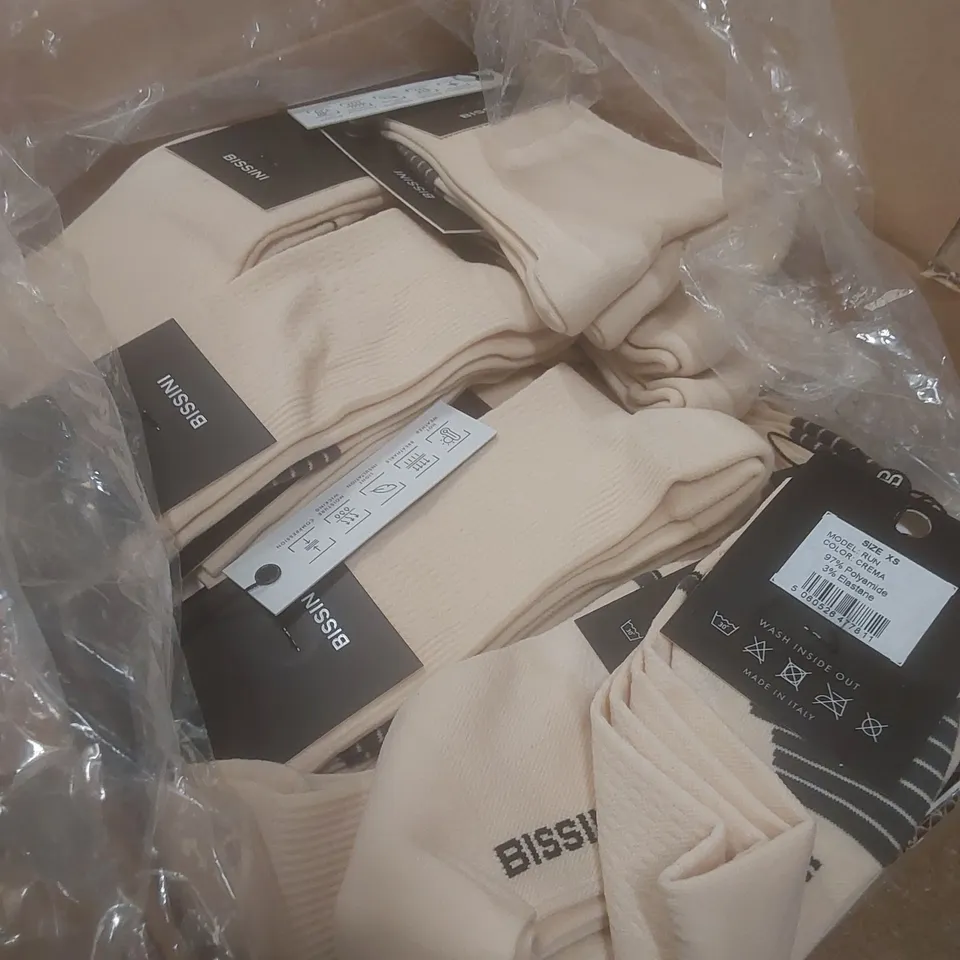 BOX TO CONTAIN APPROX 53 BRAND NEW PAIRS OF BISSINI CYCLING SOCKS - CREAM // SIZE: XS // 1 PAIR PER PACK