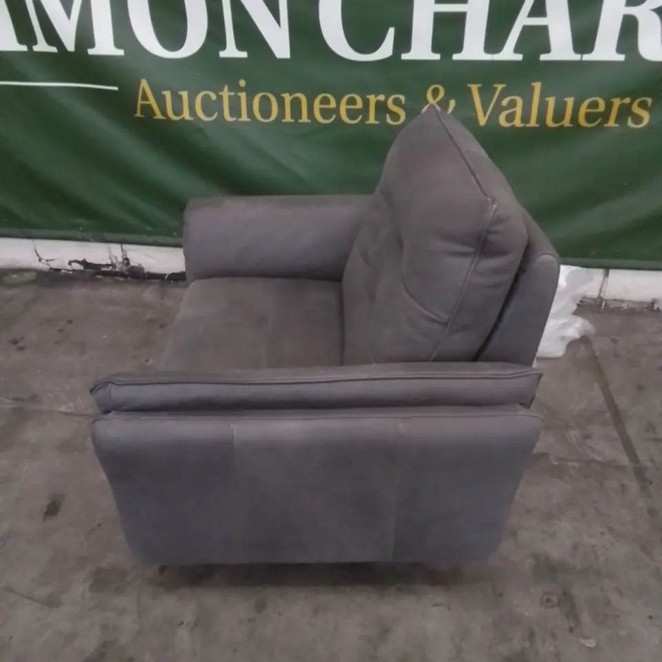 QUALITY ITALIAN DESIGNER LEATHER ELECTRIC RECLINING ARM CHAIR IN GREY