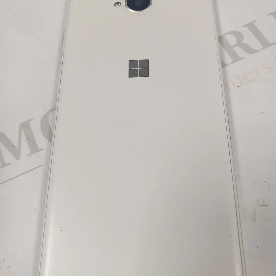 MICROSOFT LUMIA 650 MOBILE PHONE
