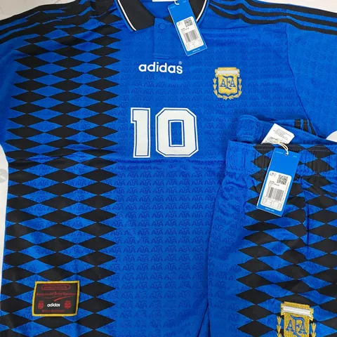 AFA FOOTBALL SHIRT AND SHORTS - UK M