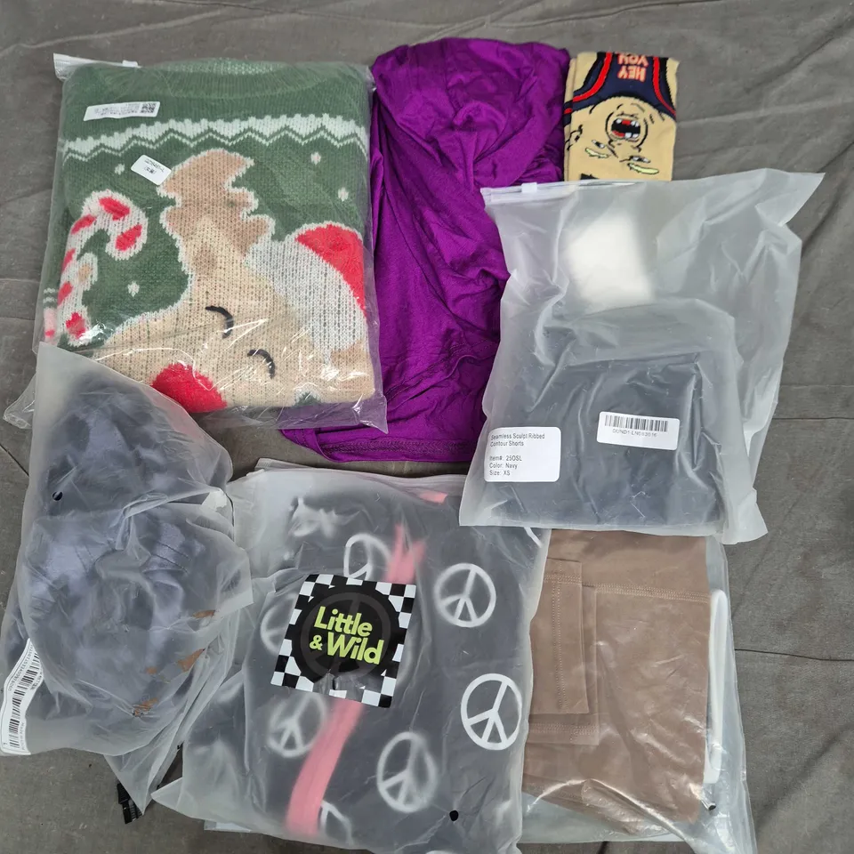 APPROXIMATELY 35 ASSORTED CLOTHING ITEMS IN VARIOUS SIZES, STYLES & COLOURS TO INCLUDE BRANDS SUCH AS LITTLE & WILD, THRIVIN, SASSY STYLE, ETC