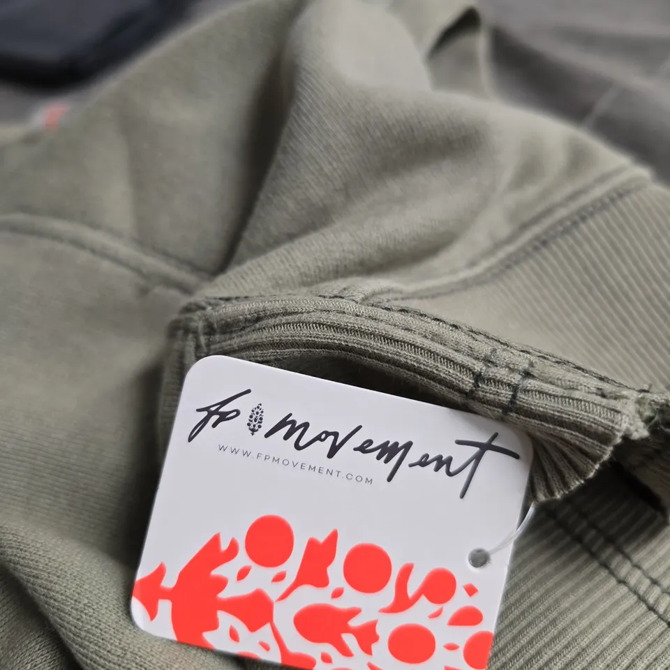 AF MOVEMENT OLIVE GREEN SLEEVELESS SWEATSHIRT VEST – MEN'S SIZE M
