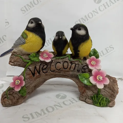 BOXED WELCOME SIGN WITH 3 BIRDS AND FLOWERS 