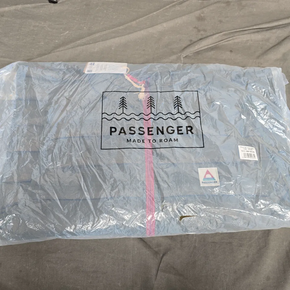 BAGGED PASSENGER ROAMER INSULATED VEST IN KHAKI - MEDIUM