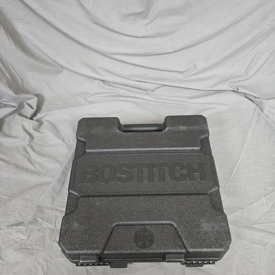 BOSTITCH FN1664-E 16-GAUGE FINISH NAILER – IN CASE WITH MANUAL