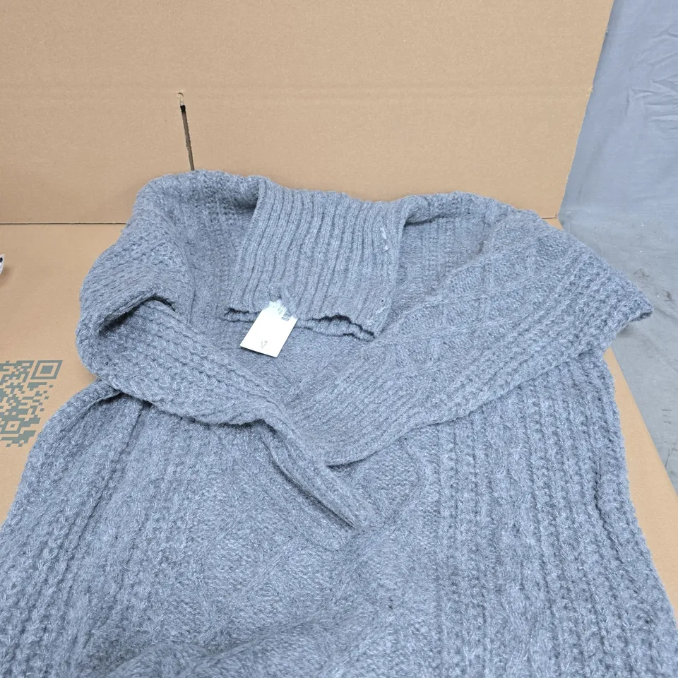 WILD FLOWER GREY KNIT TURTLE NECK JUMPER – SIZE S/M