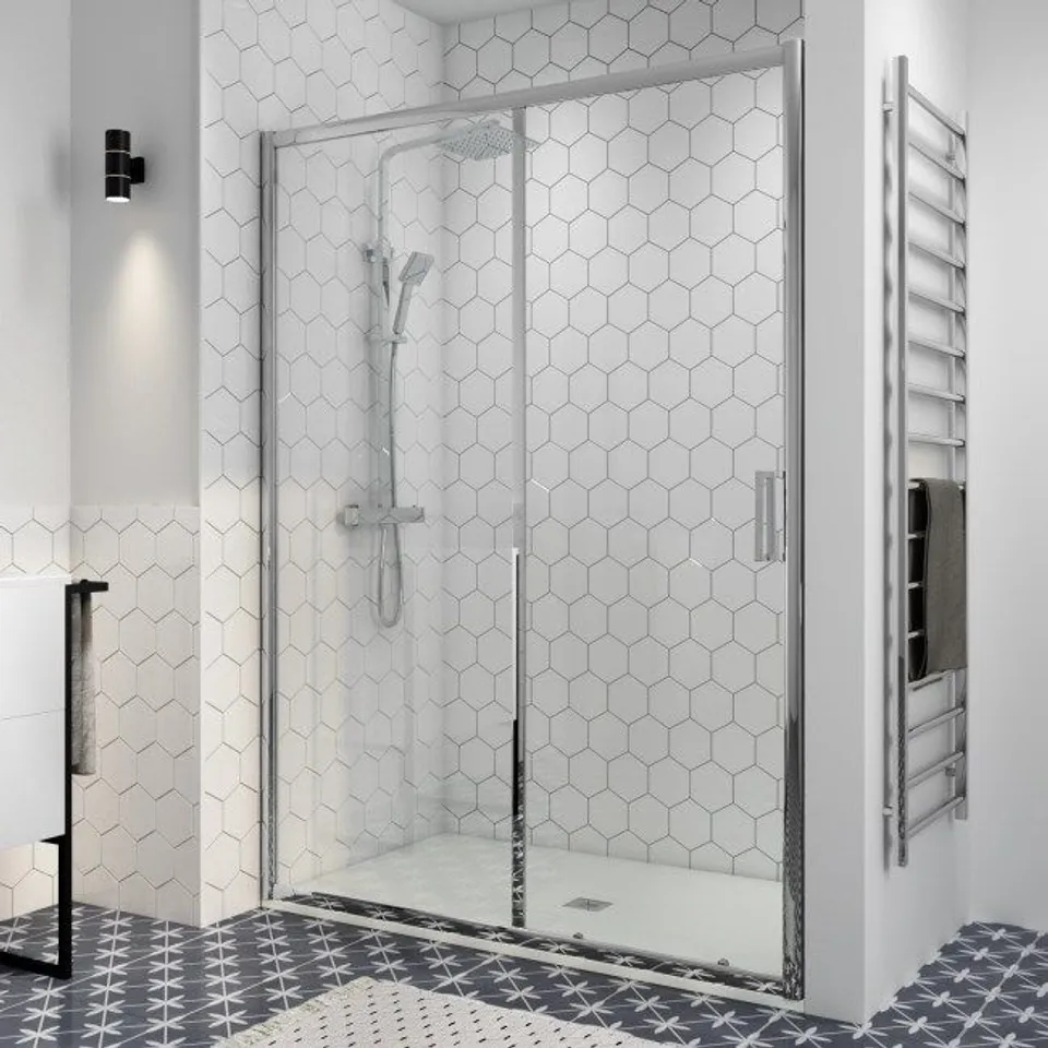 BOXED PAVO 1500MM X 8MM FIXED CHROME PANEL