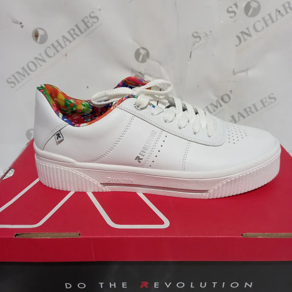 BOXED PAIR OF RIEKER WHITE TRAINER SIZE 6