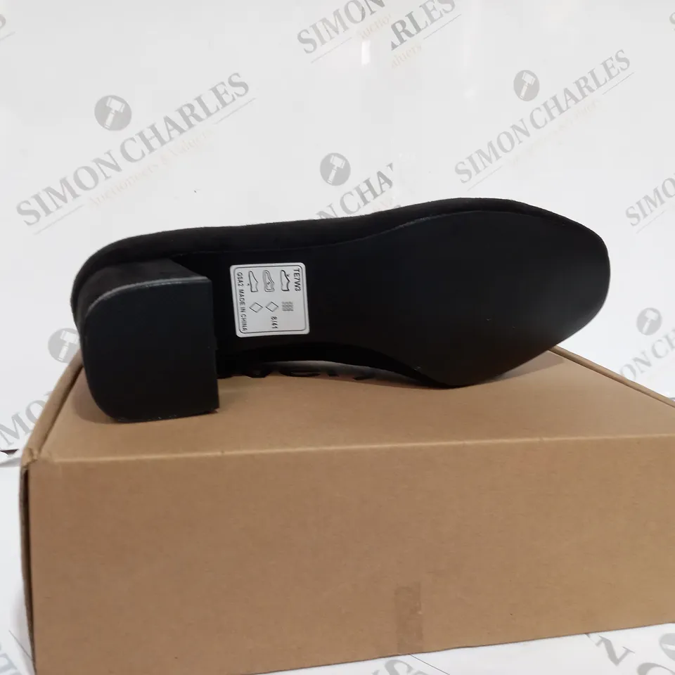 BOXED EVERYDAY BLACK HEELS - SIZE UK 8