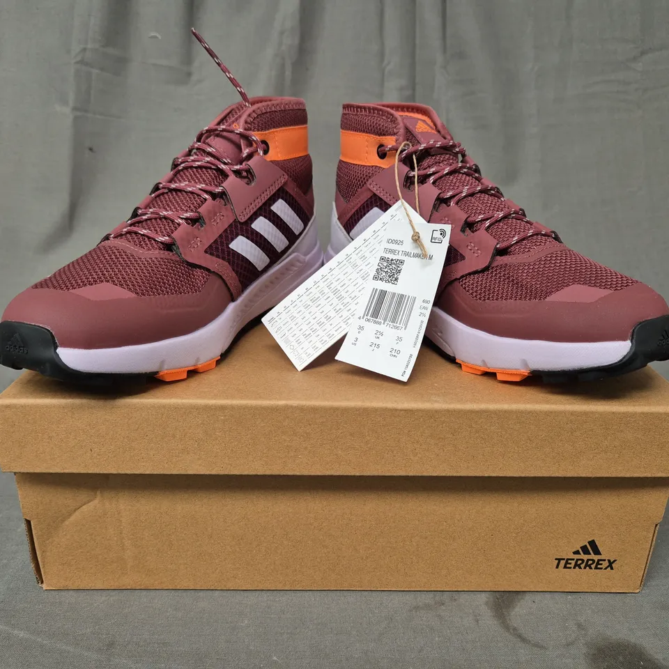 BOXED PAIR OF ADIDAS TERREX TRAILMAKER MID SHOES IN BERRY/ORANGE UK SIZE 2.5