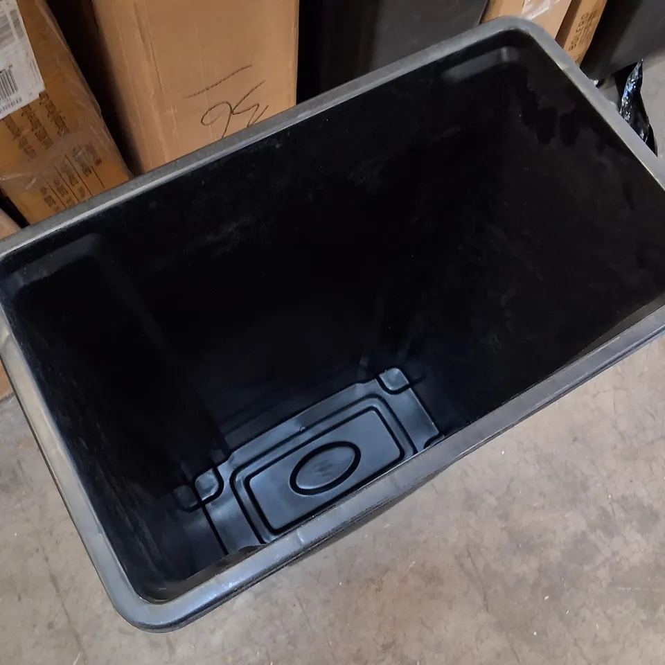 JANTEX SLIM BIN BLACK 80LTR WITH LID
