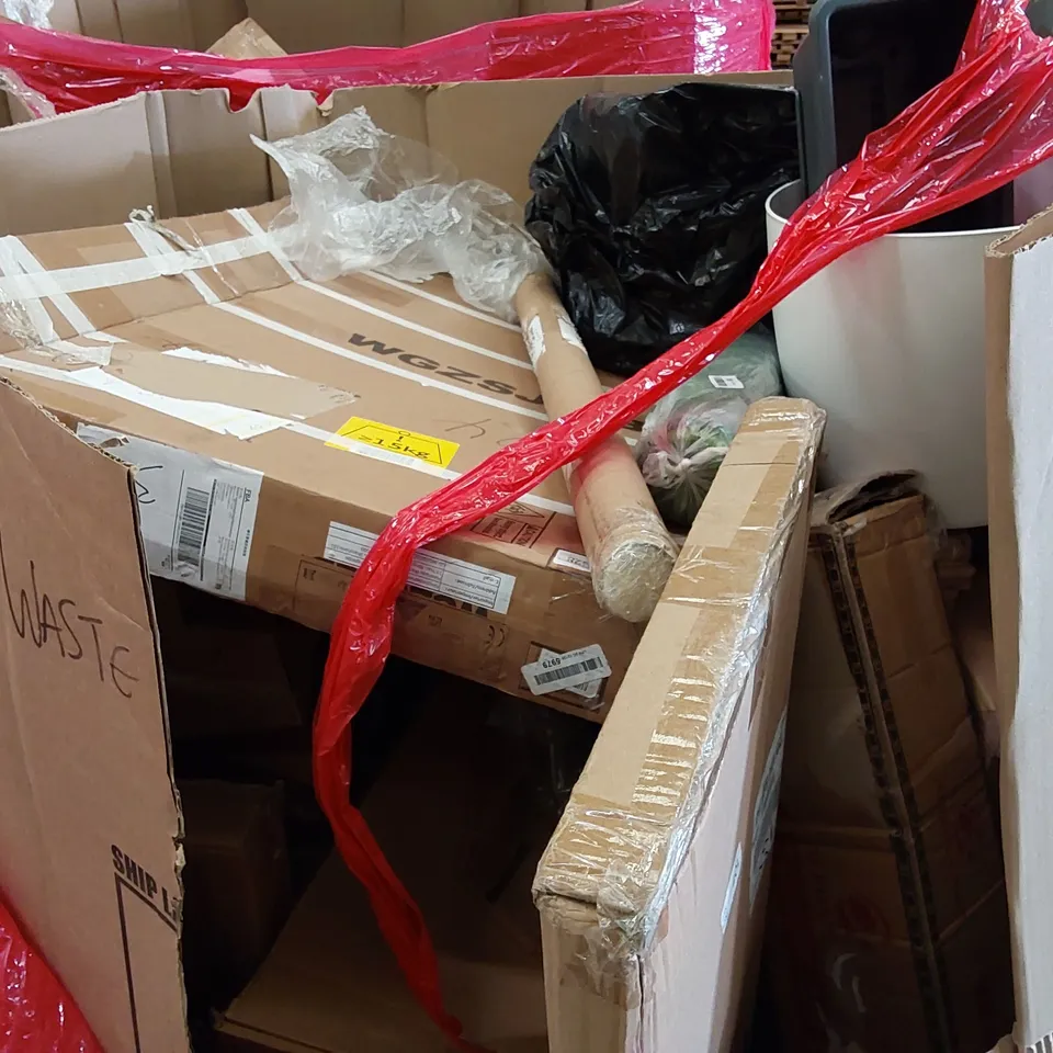 PALLET OF ASSORTED CONSUMER PRODUCTS TO INCLUDE; CORDED HEDGE TRIMMER, CORDLESS CHAIN SAW, BALANCE BIKE, DOUBLE DECK GARMENT RACK, LARGE SHAGGY RUG ECT