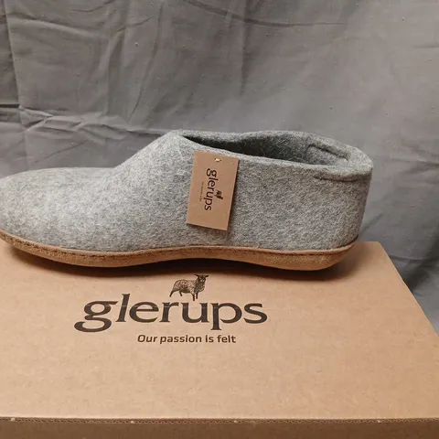 GLERUPS GREY WOOL-FELT SLIPPERS UK 9.5 (EU 43)