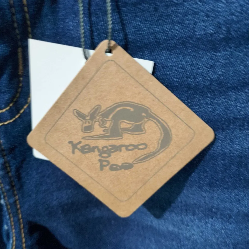 KANGAROO POO JEANS – BLUE DENIM, SIZE 11/12 (KIDS))