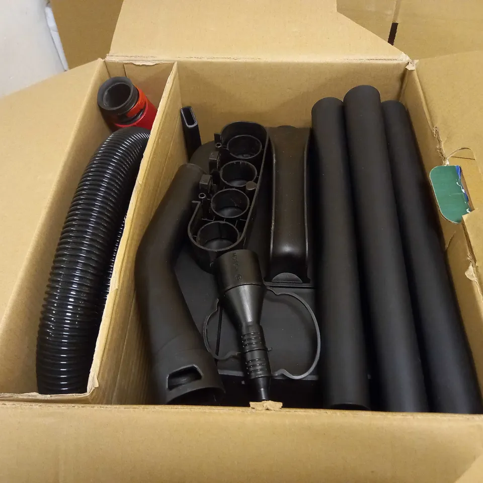 BOSCH ADVANCEDVAC 18V-8 CORDLESS WET AND DRY VACUUM CLEANER