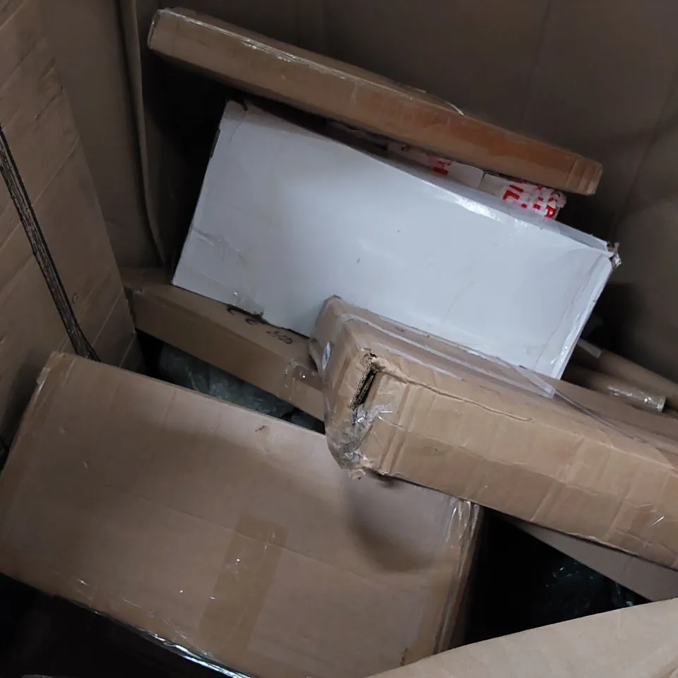 PALLET OF ASSORTED ITEMS INCLUDING: AIR FRYER, MICROWAVE OVEN, HOT/COLD WATER PURIFIER, ROLLER BLINDS ECT