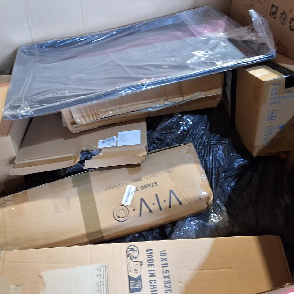 PALLET OF ASSORTED HOUSEHOLD ITEMS TO INCLUDE 13-DRAWER CHEST, COLISEO ROLLATOR AND FOLDABLE PLAY MATS