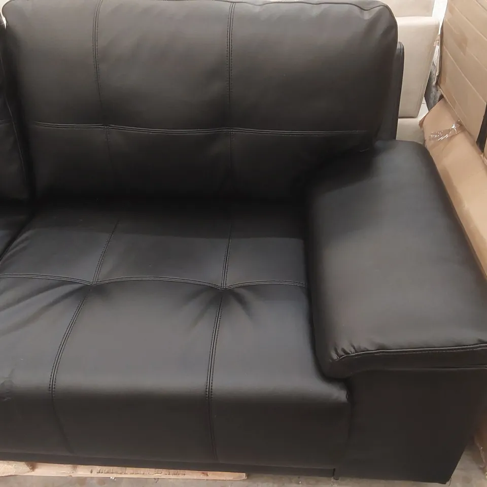 QUALITY DESIGNER FAUX LEATHER UPHOLSTERED 4-SEATER SOFA