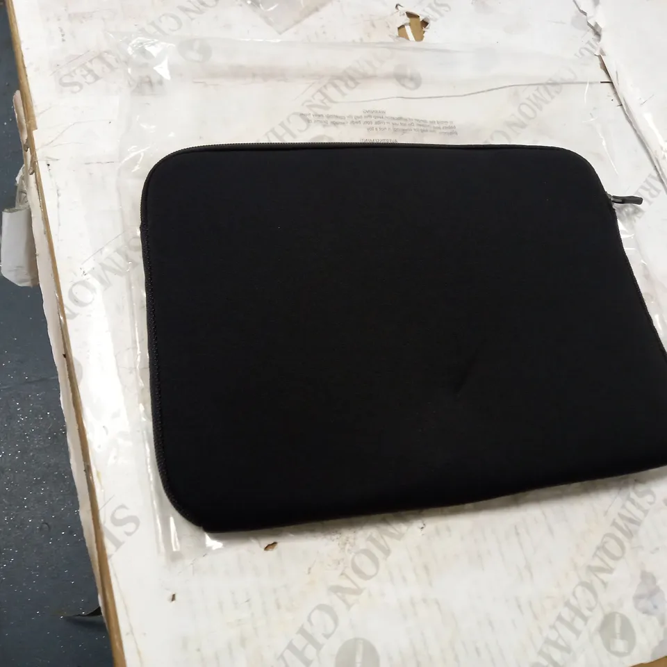 FOAM IPAD SLEEVE