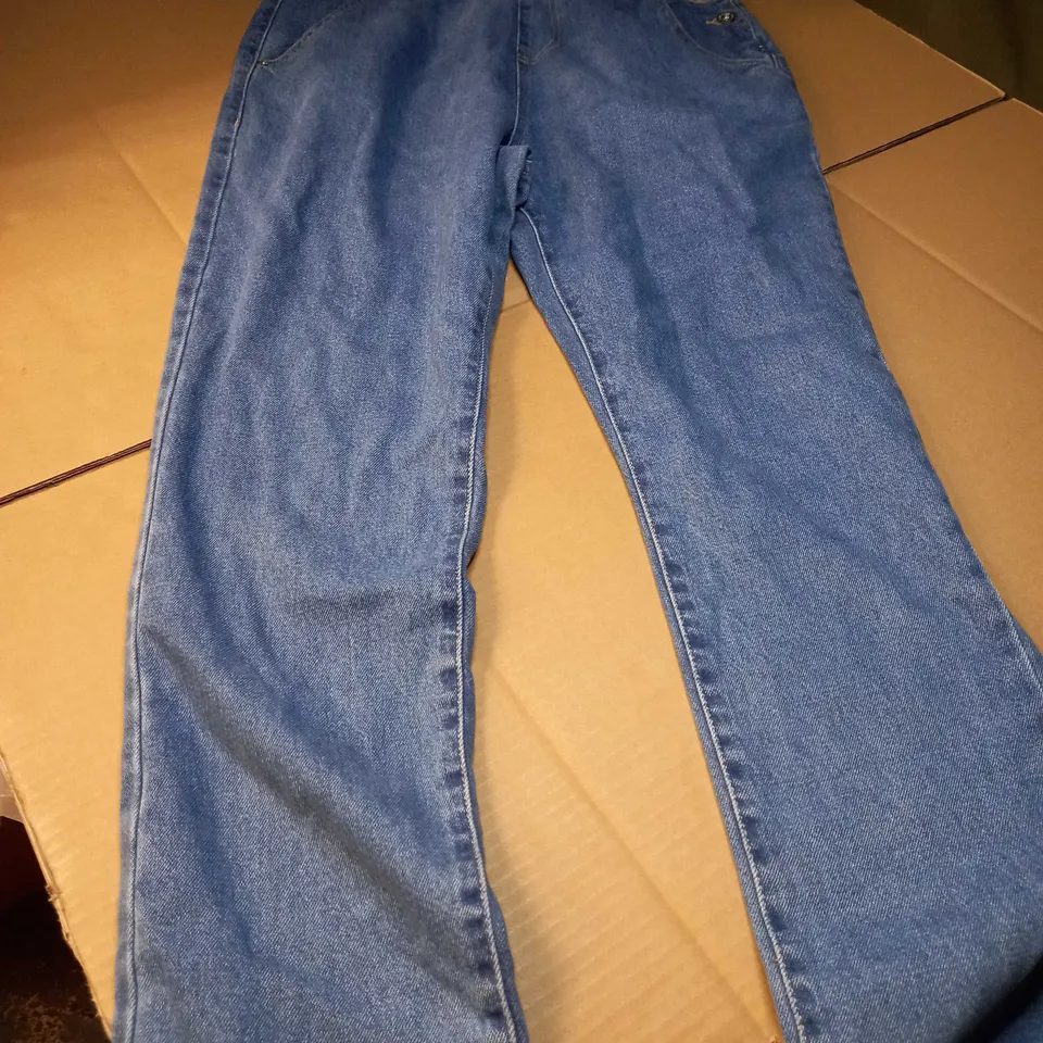 BOOHOO BLUE DENIM DUNGAREE'S - SIZE 14