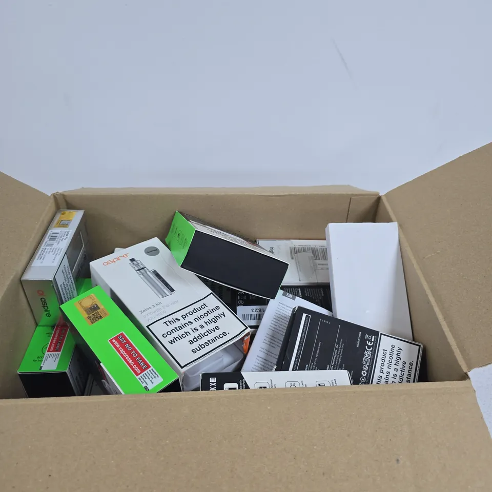 APPROXIMATELY 20 ASSORTED E-CIG PRODUCTS AND ACCESSORIES TO INCLUDE VAPORESSO, ASPIRE ETC