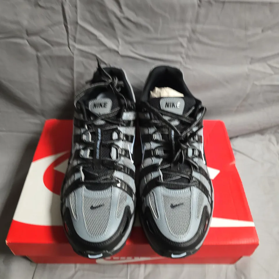 BOXED PAIR OF Nike P-6000 Running Shoes – Grey/Black - UK SIZE 9.5