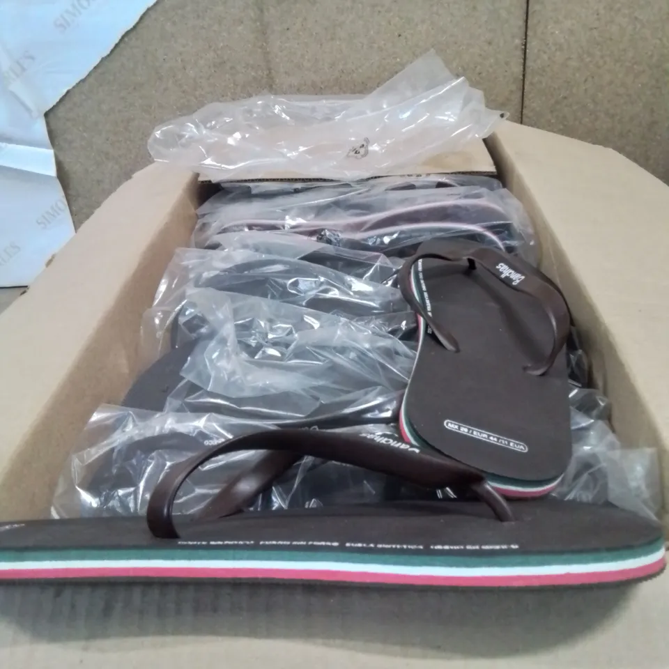BOX CONTAINING 20 PAIRS OF MEXICO BANDHAS FLIPFLOP/SANDLES SIZE 10