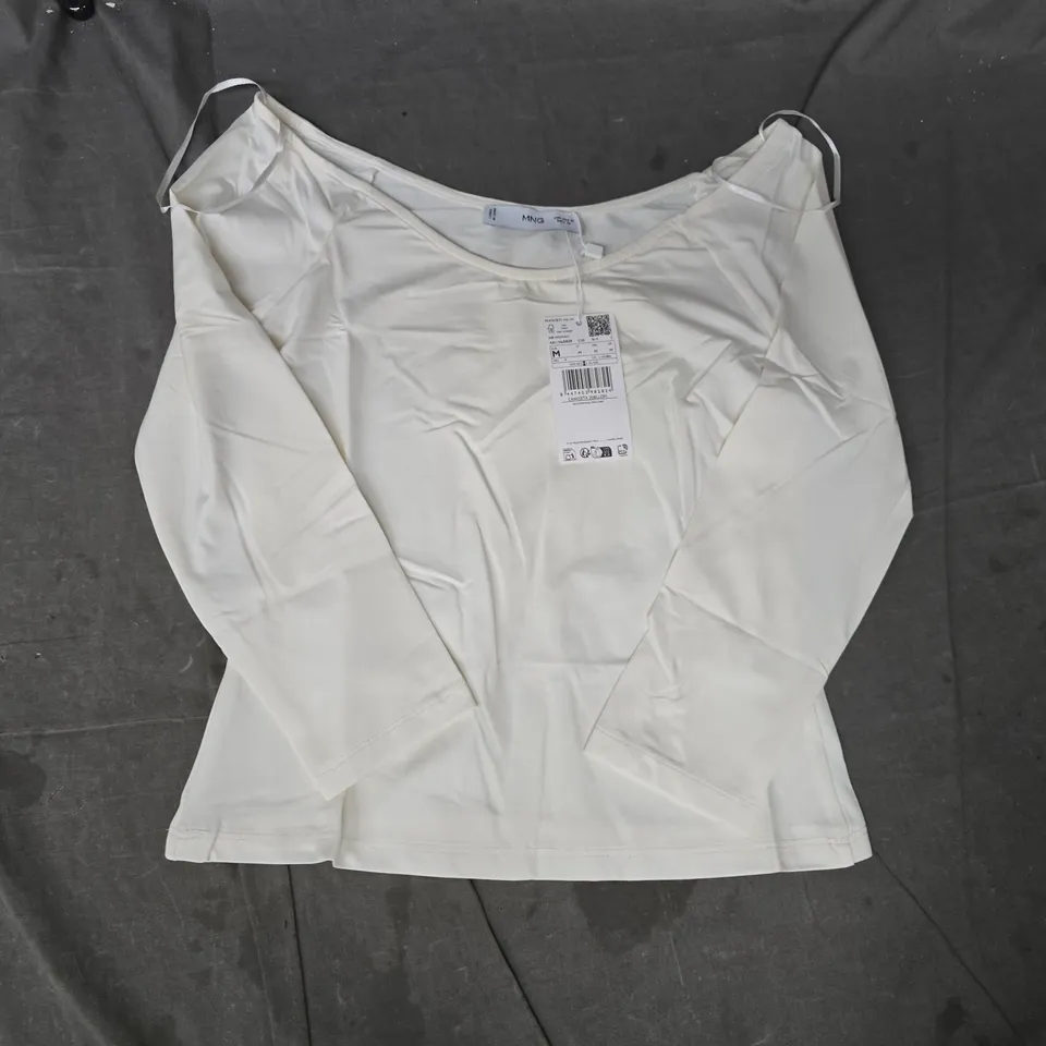 MANGO CAMISETA 208LLOPI V-NECK OFF SHOULDER LONG SLEEVE TOP IN WHITE SIZE MEDIUM