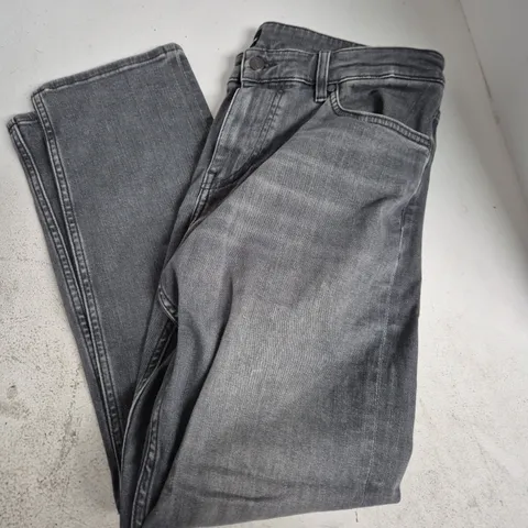 HUGO BOSS DENIM JEANS β MENS, GREY/WASHED, UK SIZE 34/30