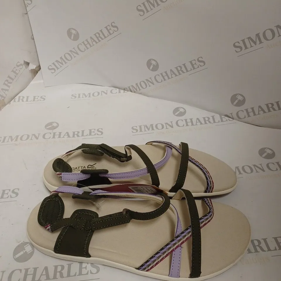REGATTA LADY ROMA SANDALS SIZE 8