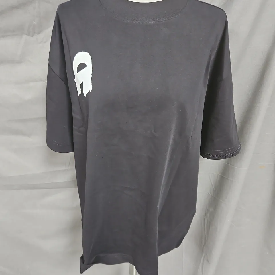 ATTREN HEAVYWEIGHT GRAPHIC TEE IN BLACK SIZE M