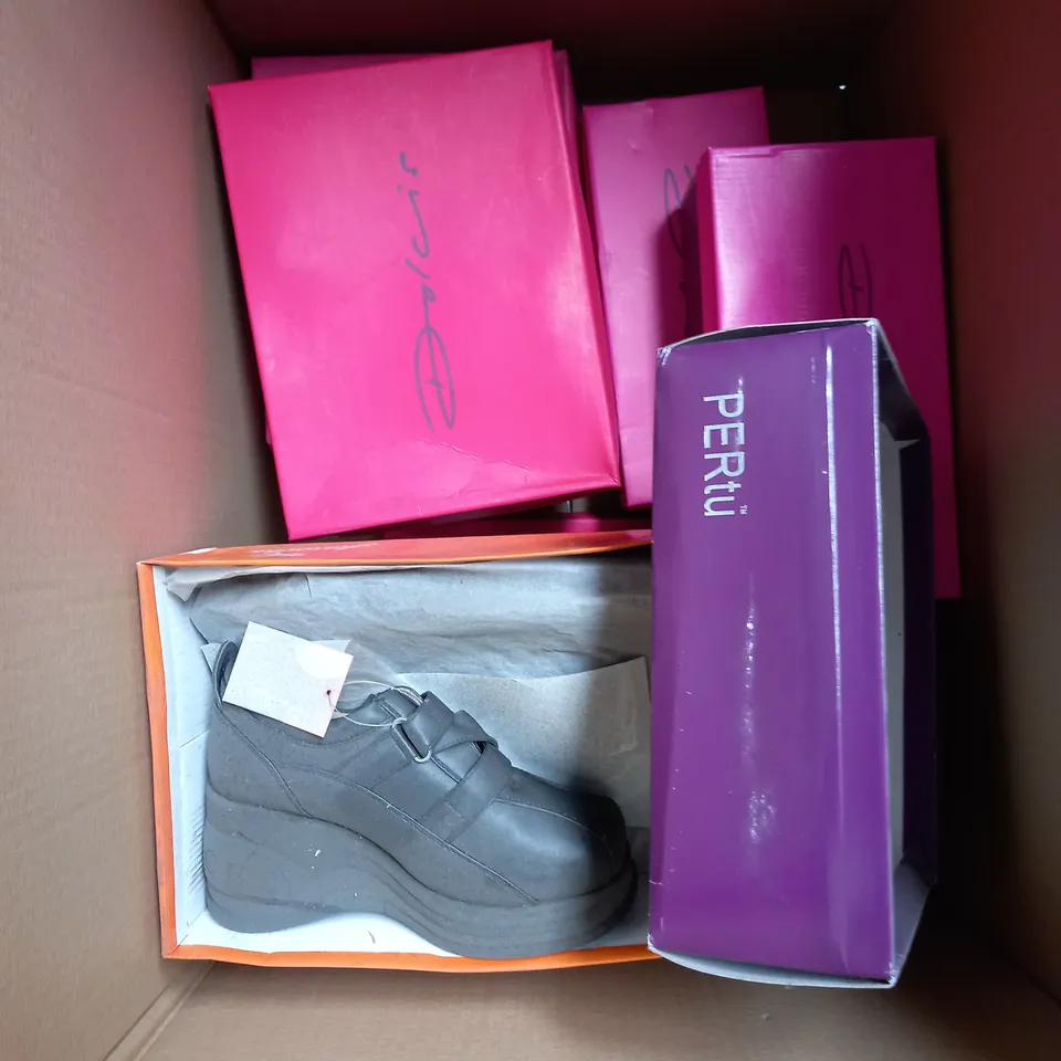 BOX OF 10 PAIRS OF ASSORTED SHOES IN VARIOUS COLOURS, STYLES AND SIZES