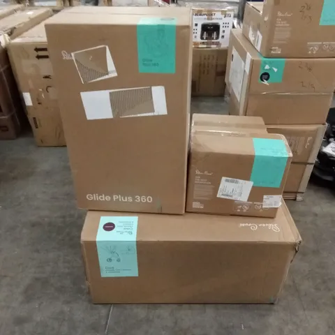 BOXED SILVER CROSS COVE STROLLER & CARRY COT IN DAMSON, WITH SILVER CROSS GLIDE PLUS 360 CAR SEAT AND I-SIZE BASE, ACCESSORIES INCLUDED (4 PARTS)