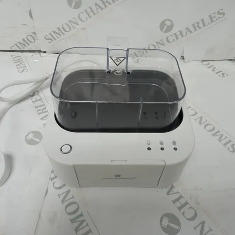 COOK'S ESSENTIALS THE SMART TALKING EGG COOKER