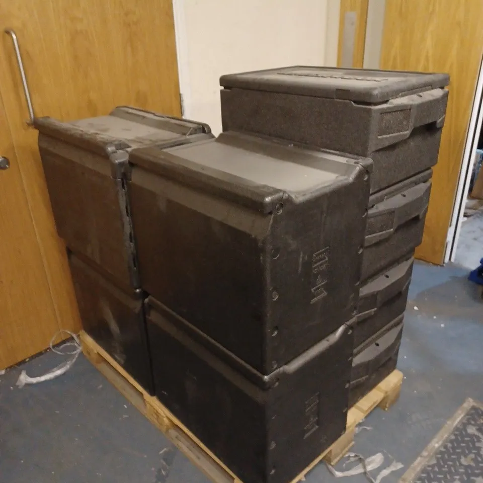 PALLET OF APPROX 9 ASSORTED AMERBOX POLYSTYRENE STORAGE BOXES