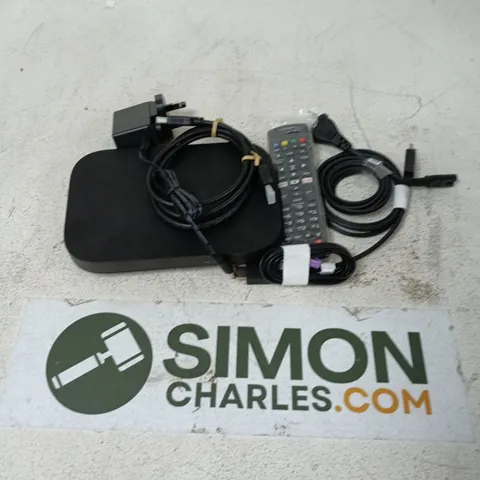 APPROXIMATELY 12 ASSORTED HOUSEHOLD ITEMS TO INCLUDE CABLES, ROUTERS, REMOTES, ETC