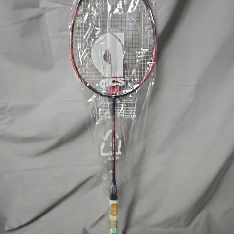 APACS BADMINTON RACKET