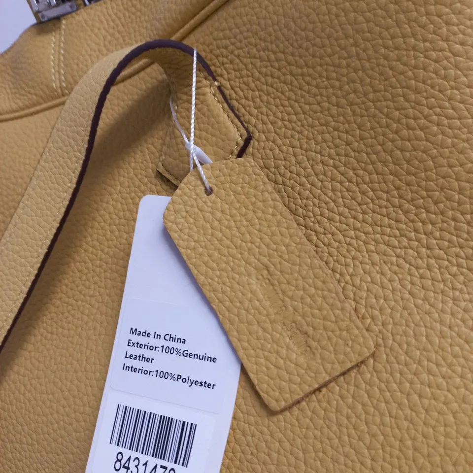 YELLOW LEATHER HANDBAG (WOMEN) – TEXTURED EXTERIOR