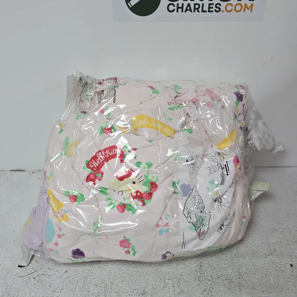 HELLO KITTY BEDDING DUVET COVER SET