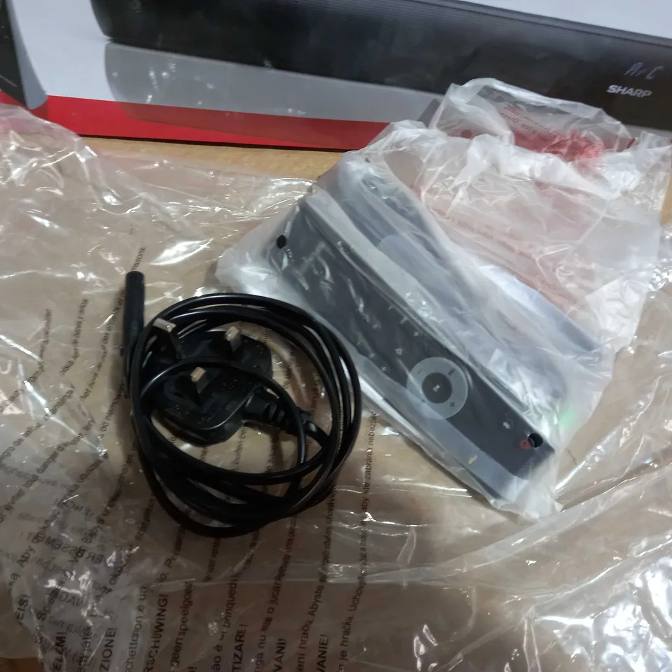 BOXED SHARP 2.0 SOUNDBAR