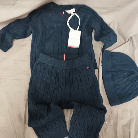 TOMMY HILFIGER BOYS CABLE SWEATER, PANTS & BEANIE GIFTSET - 3/6 MONTHS