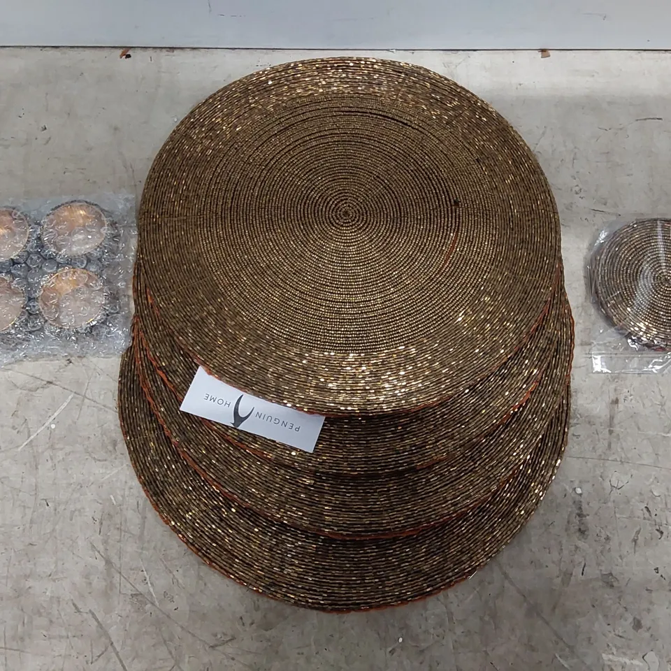 BAGGED DEX GLASS EMBROIDERED ROUND PLACEMAT SET (1 ITEM)