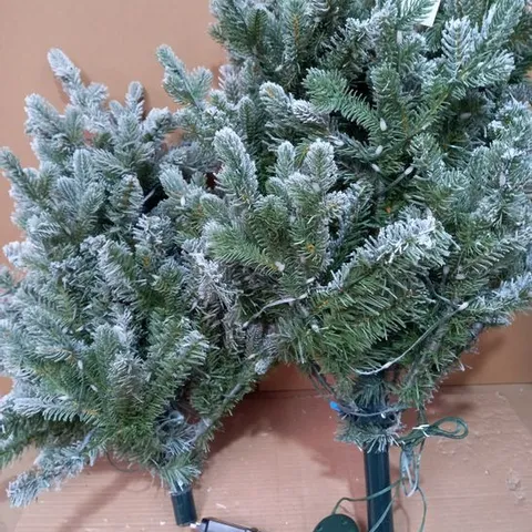 PRELIT CRISTMAS TREE NATURAL 5 FT - COLLECTION ONLY