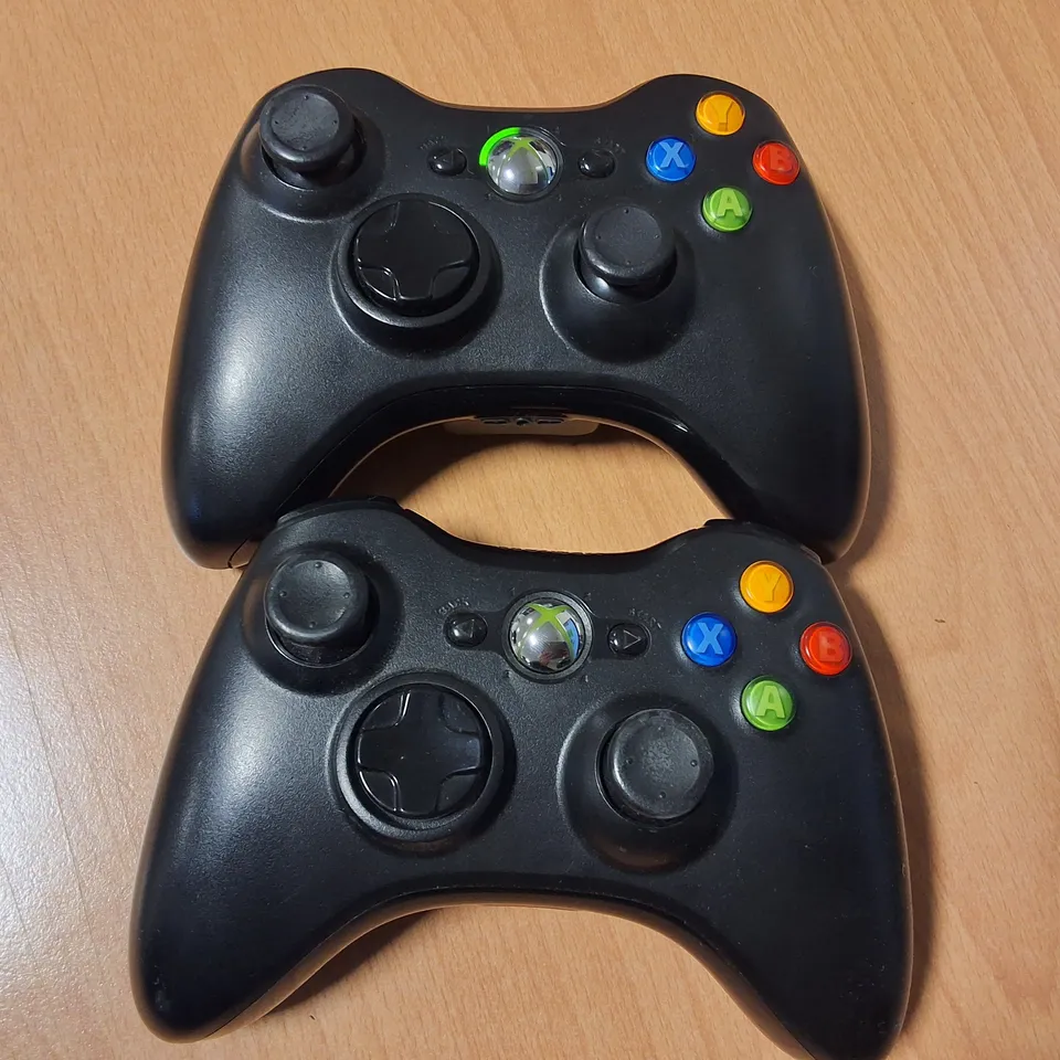 BOXED XBOX 360 500GB GAMES CONSOLE WITH 2 CONTROLLERS AND FALLOUT 3