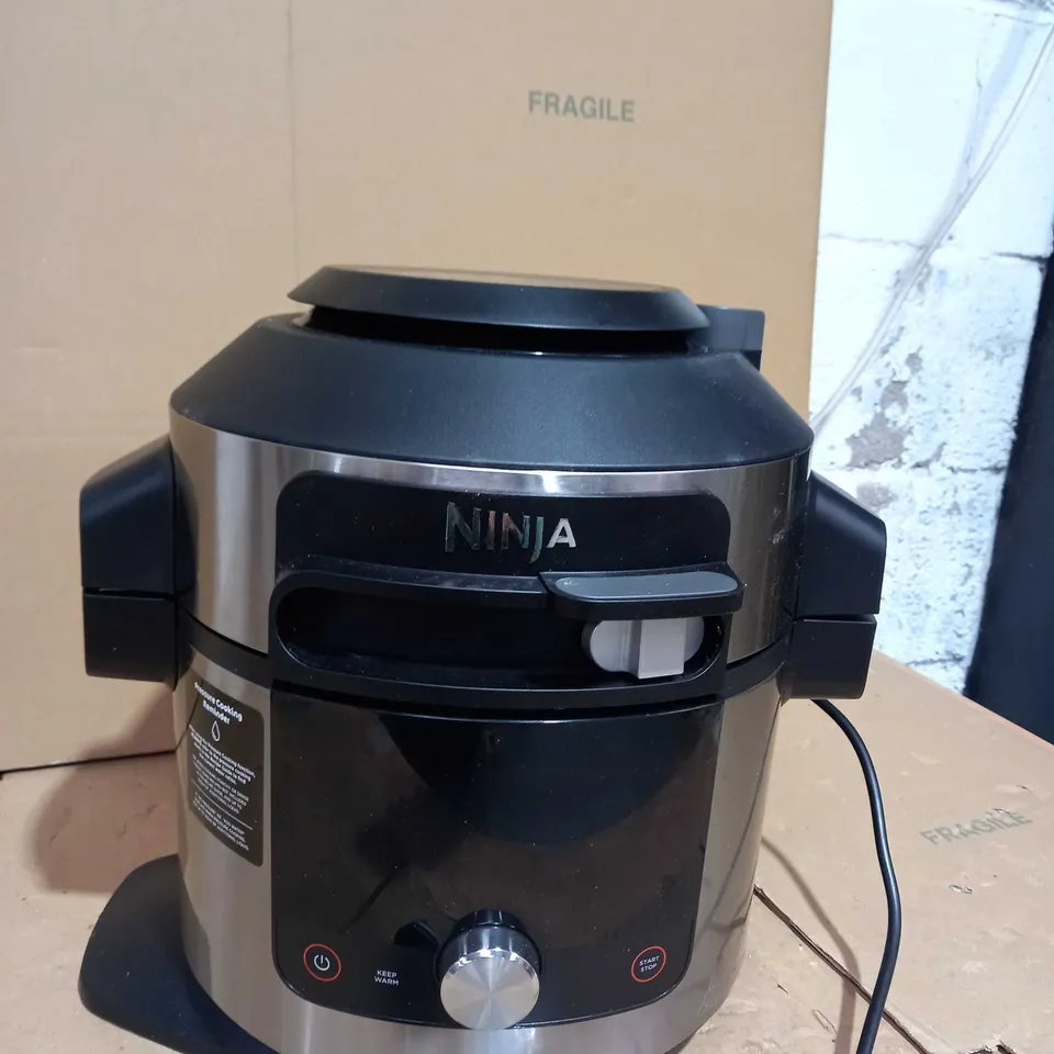 NINJA AIR FRYER 