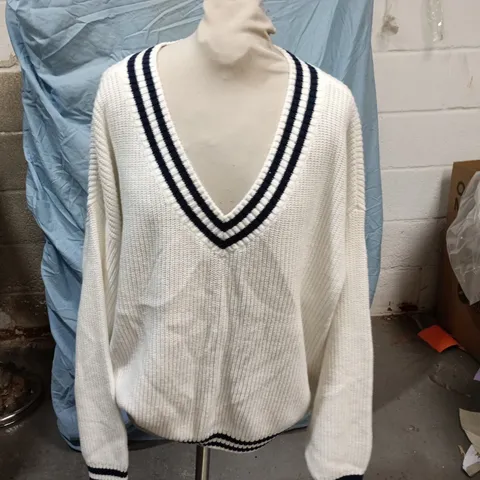 Hollister White V-Neck Knit Sweater β Size S, Menβs