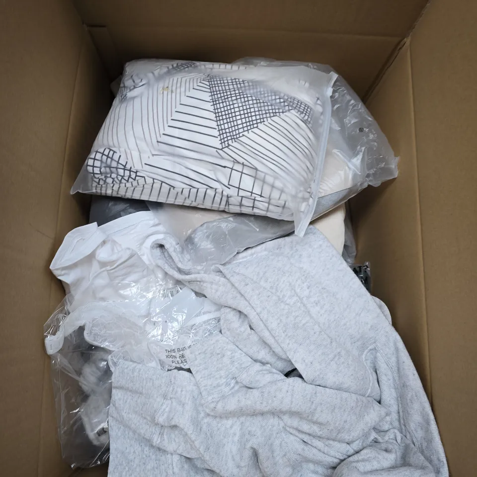 LARGE BOX OF APPROXIMATELY 20 ASSORTED CLOTHING ITEMS IN VARIOUS SIZES, STYLES AND COLOUR 