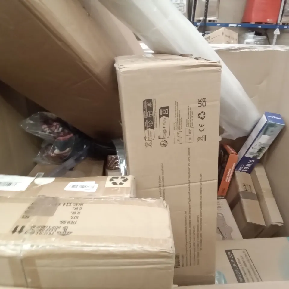 PALLET OF ASSORTED ITEMS INCLUDING TRUNKI BOOSTAPAK, AIR FRYER WITH VISIBLE WINDOW, METAL CLOTHES RAIL, GAZEBO WITH SIDES, SINGLE RAIL CLOTHES RACK, MOOLAN STEAM MOP 